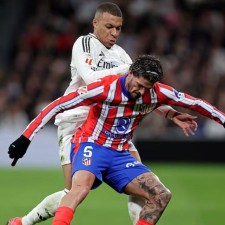 必一运动-球员位置频繁调整是否影响效率？世俱杯比赛中的实战数据研究